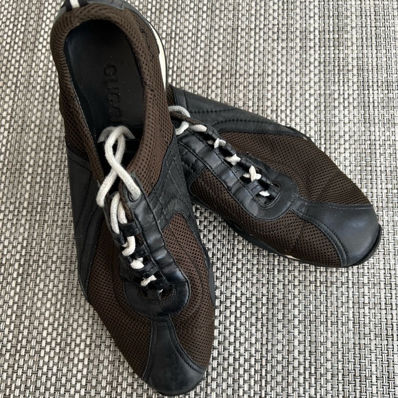 Men’s “GUCCI” Brown Leather/Fabric Sneakers - Picture 3 of 6